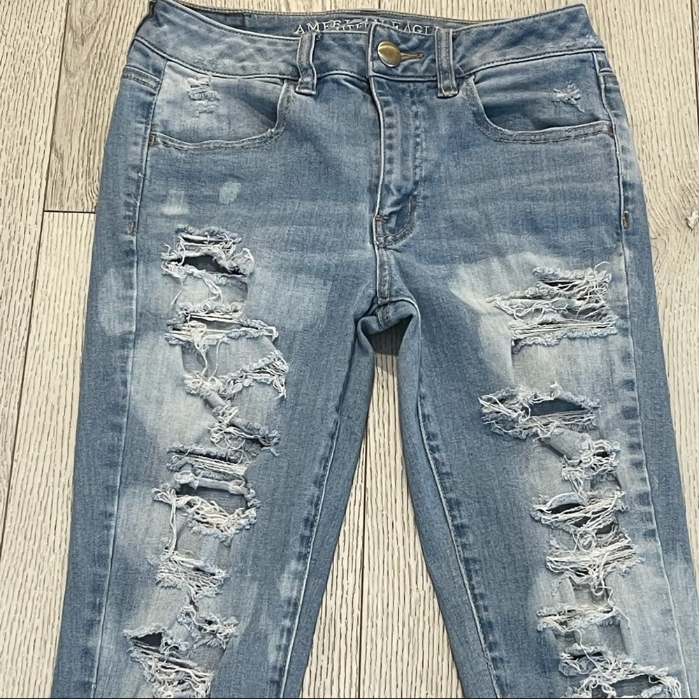 AMERICAN EAGLE Denim Hi-Rise Jeggings Distressed - Picture 2 of 10